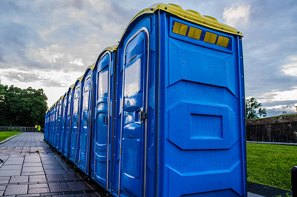 Best Porta potty rental near me  in Shorewood, IL